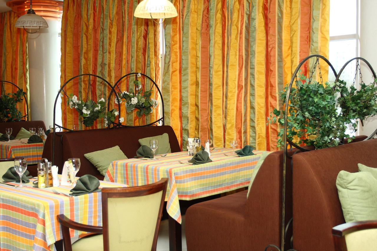 Slavinasport Hotel Zslobin Kültér fotó
